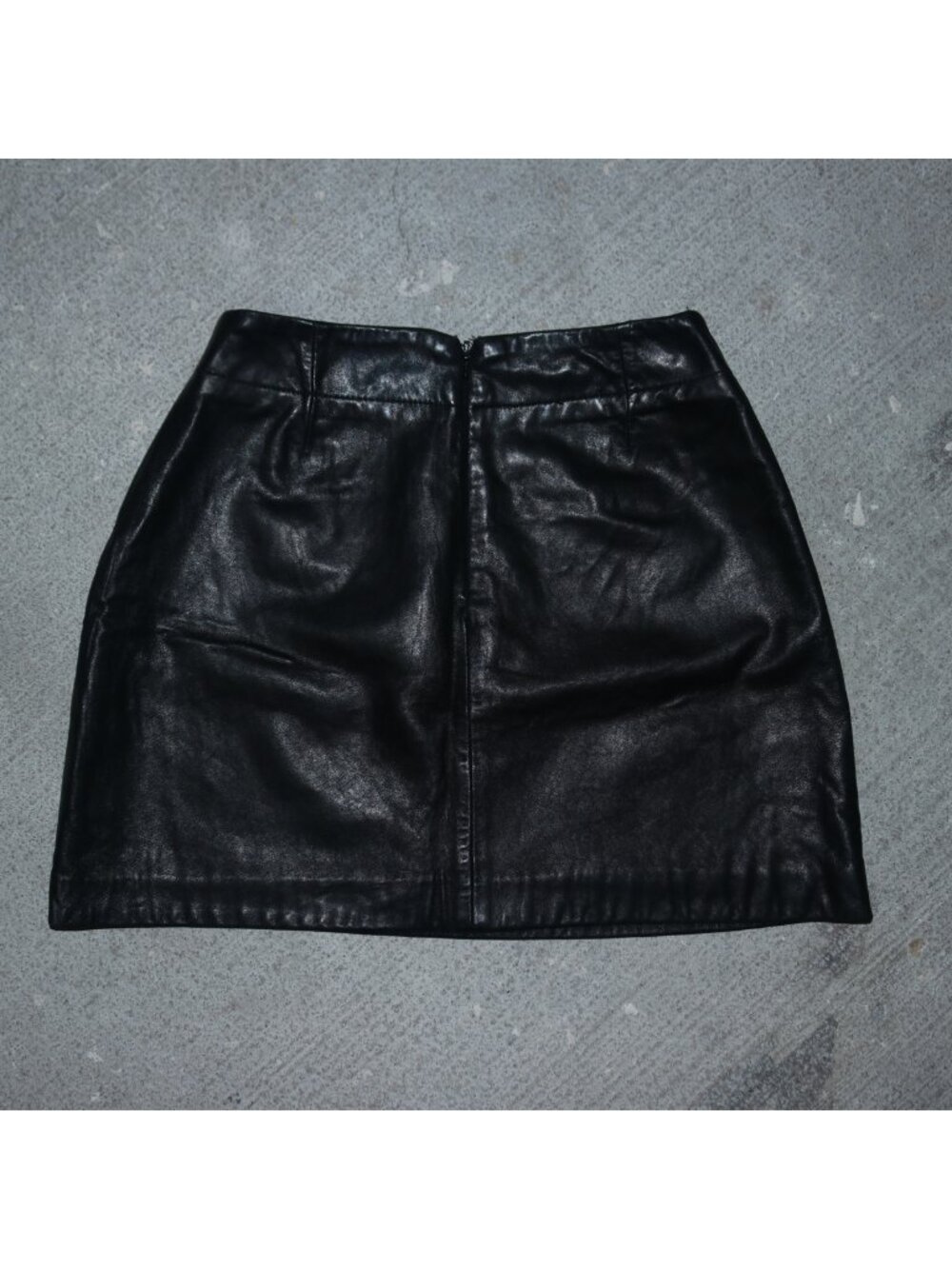 DKNY Womens 100% Leather Mini Skirt Black Zip Top Slim Size 8